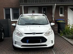 Weiß Gebraucht 2016 Ford B-MAX Titanium Van / Kleinbus | 7.500 € (Guter Preis)