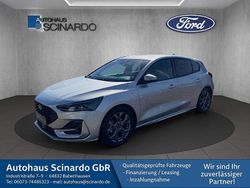 Silber Gebraucht 2024 Ford Focus ST-Line X Limousine | 23.680 € (Fairer Preis)
