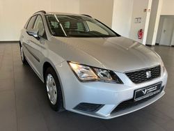 Silber Gebraucht 2015 Seat Leon ST Reference Kombi | 9.990 € (Fairer Preis)