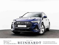 Navarrablau metallic Gebraucht 2022 Audi e-tron Sportback S-Line SUV | 39.505 € (Guter Preis)