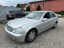 Grau Gebraucht 2002 Mercedes C180 Elegance Limousine | 950 €