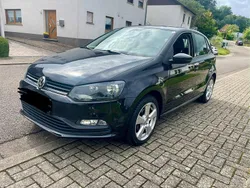 Schwarz Gebraucht 2016 VW Polo Trendline Kleinwagen | 5.900 € (Guter Preis)