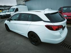 Weiß Gebraucht 2017 Opel Astra Kombi | 5.800 € (Superpreis)