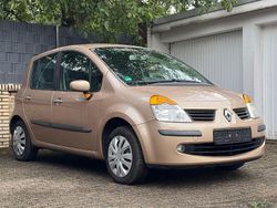 Braun Gebraucht 2006 Renault Modus Van / Kleinbus | 2.500 € (Fairer Preis)