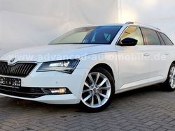 Weiß Gebraucht 2016 Skoda Superb Style Kombi | 19.800 € (Etwas zu teuer)