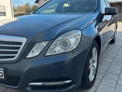 Gelb Gebraucht 2011 Mercedes E300 Kombi | 6.900 € (Guter Preis)