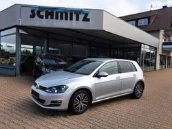Silber Gebraucht 2016 VW Golf VII Allstar Limousine | 15.490 € (Fairer Preis)