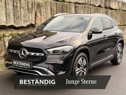Lack kosmosschwarz Gebraucht 2024 Mercedes GLA220 Progressive SUV | 45.990 € (Etwas zu teuer)