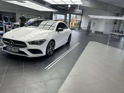 Weiß Gebraucht 2020 Mercedes CLA200 Limousine | 28.000 € (Teuer)