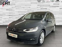 Grau Gebraucht 2024 VW Touran Highline Van / Kleinbus | 34.366 € (Fairer Preis)