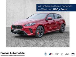 Fire red metallic Neu 2025 BMW 120 M Sport Kleinwagen | 38.450 € (Fairer Preis)