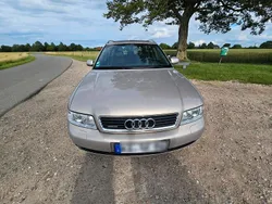Gold Gebraucht 2000 Audi A4 Kombi | 7.200 €