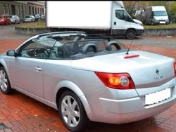 Silber Gebraucht 2006 Renault Mégane Cabriolet Dynamique Cabrio | 4.200 € (Etwas zu teuer)
