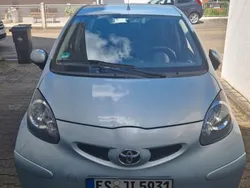 Blau Gebraucht 2005 Toyota Aygo Kleinwagen | 2.000 € (Fairer Preis)