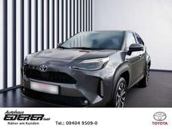 Grau Gebraucht 2024 Toyota Yaris Cross Team SUV | 25.950 € (Guter Preis)