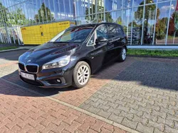 Schwarz Gebraucht 2017 BMW 220 Gran Tourer Sport Line Van / Kleinbus | 12.900 € (Fairer Preis)