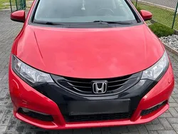 Rot Gebraucht 2015 Honda Civic Limousine | 8.000 € (Guter Preis)