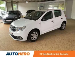 Weiß Gebraucht 2020 Dacia Sandero Essentiel Kleinwagen | 9.330 € (Fairer Preis)