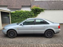 Grau Gebraucht 1998 Audi A4 Limousine | 2.895 € (Teuer)
