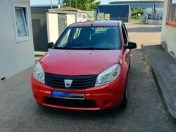 Rot Gebraucht 2009 Dacia Sandero Kleinwagen | 2.999 € (Fairer Preis)