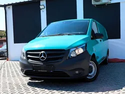 Grün Gebraucht 2021 Mercedes Vito Van / Kleinbus | 26.900 € (Superpreis)