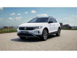 Pure white schwarz Gebraucht 2025 VW T-Roc Goal SUV | 29.990 € (Guter Preis)