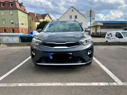 Grau Gebraucht 2020 Kia Stonic SUV | 15.750 € (Fairer Preis)
