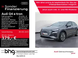 Grau Gebraucht 2021 Audi Q4 e-tron Performance SUV | 33.430 € (Teuer)