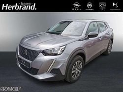 Grau Gebraucht 2022 Peugeot e-2008 Active SUV | 18.390 € (Guter Preis)