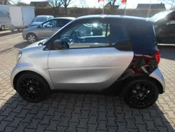 Silbermet. Gebraucht 2017 Smart ForTwo Coupé Passion Coupé | 11.900 € (Fairer Preis)