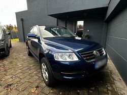 Blau Gebraucht 2005 VW Touareg SUV | 4.850 € (Fairer Preis)