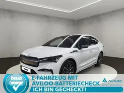 Moonweiß perleffekt Gebraucht 2024 Skoda Enyaq iV SportLine SUV | 43.950 €