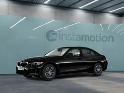 Schwarz Gebraucht 2021 BMW 318 Limousine | 26.890 € (Guter Preis)
