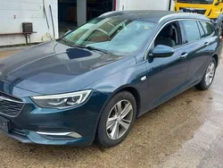 Grün Gebraucht 2018 Opel Insignia Kombi | 10.999 € (Guter Preis)