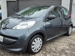 Grau Gebraucht 2007 Peugeot 107 Filou Kleinwagen | 1.490 € (Fairer Preis)