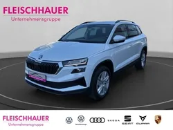 Weiss Gebraucht 2024 Skoda Karoq SE L SUV | 28.990 € (Guter Preis)