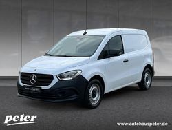 Weiß Gebraucht 2023 Mercedes Citan 112 Van / Kleinbus | 23.788 € (Fairer Preis)
