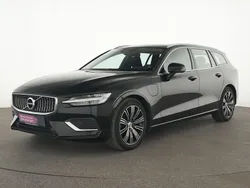 Black solid Gebraucht 2021 Volvo V60 Inscription Kombi | 22.555 € (Superpreis)