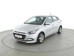 Silber Gebraucht 2016 Hyundai i20 Comfort Limousine | 12.900 € (Fairer Preis)