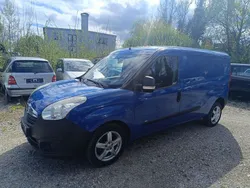 Royalblau h: u2/f:atlantikblau Gebraucht 2013 Opel Combo Van / Kleinbus | 7.777 € (Etwas zu teuer)