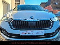 Bila moon/moon white Gebraucht 2020 Skoda Octavia First Edition Kombi | 17.690 € (Fairer Preis)