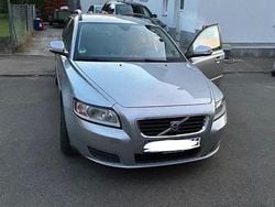 Grau Gebraucht 2010 Volvo V50 Kombi | 5.000 € (Fairer Preis)