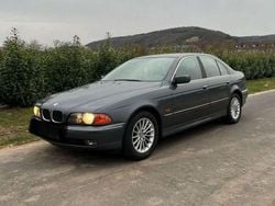 Grau Gebraucht 1996 BMW 523 Limousine | 2.900 € (Fairer Preis)