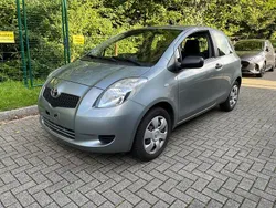 Grau Gebraucht 2008 Toyota Yaris Limousine | 3.800 € (Fairer Preis)