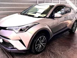 Grau Gebraucht 2017 Toyota C-HR Lounge SUV | 15.200 € (Etwas zu teuer)
