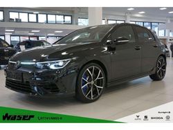 Deep black perleffekt Gebraucht 2023 VW Golf VIII R Limousine | 48.950 €