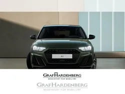Grün (distriktgrün mythosschw) Neu 2025 Audi A1 Sportback S-line plus Kleinwagen | 34.492 € (Guter Preis)