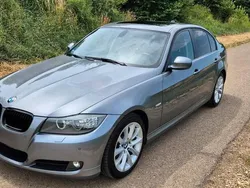 Grau Gebraucht 2010 BMW 320 Limousine | 13.200 €