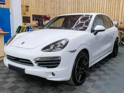 Weiß Gebraucht 2013 Porsche Cayenne SUV | 30.900 € (Teuer)