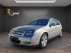 Silber Gebraucht 2003 Opel Signum Sport Kombi | 1.990 € (Etwas zu teuer)